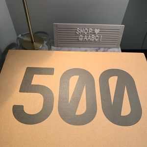 ❤️SOLD❤️Yeezy 500 ‘Utility Black’